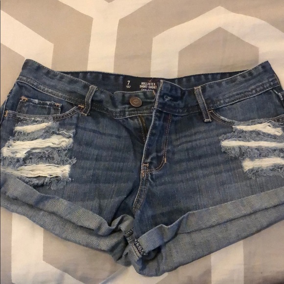 Hollister Pants - Hollister shorts
